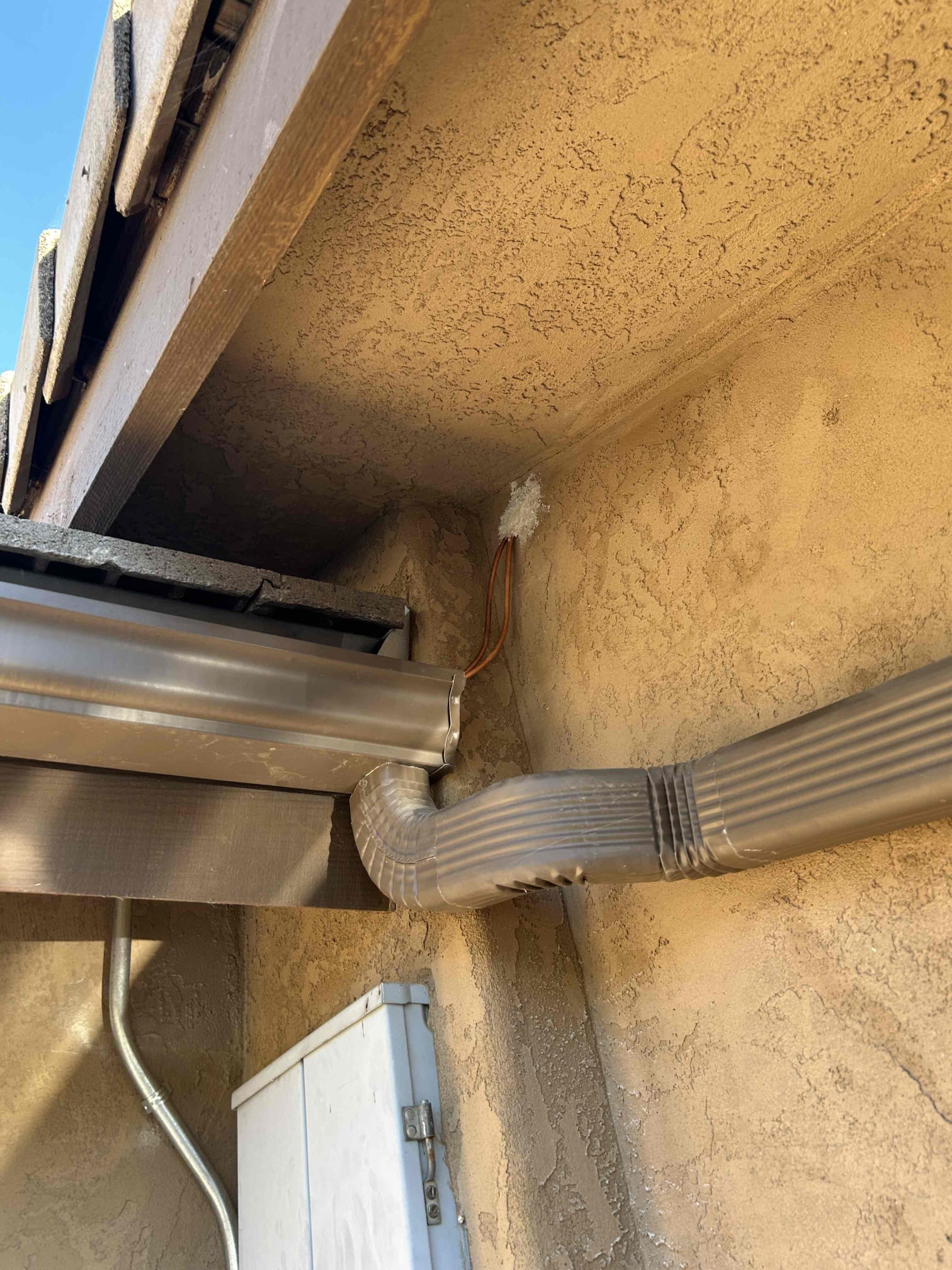 Christian Escudero, Jonathan Bagby